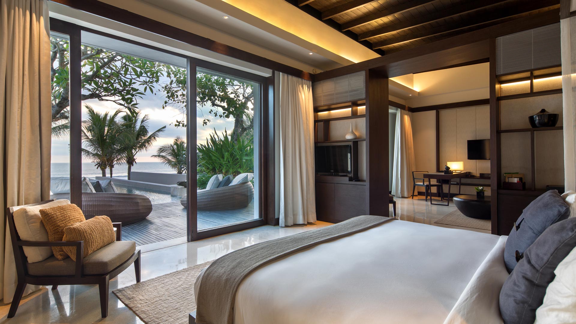 豪华Ocean Pool别墅 - 由来自于SCDA的Soo Chan设计的建筑，室内和景观获奖作品