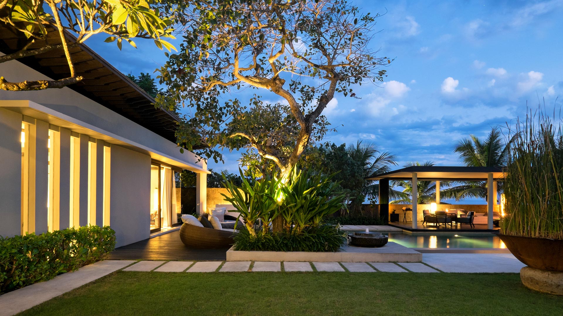 豪华Ocean Pool别墅 - 紧密融合了室内和户外生活